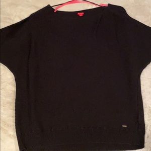 Guess off the shoulder sweater